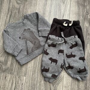 Carter’s Newborn Outfit